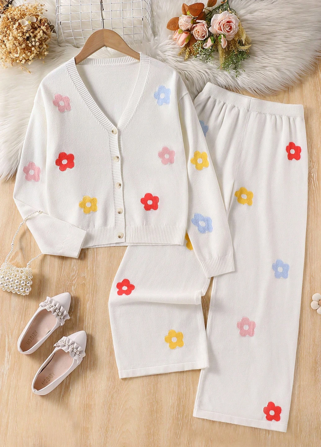 Белый демисезонный костюм (кардиган, брюки) брючный SHEIN