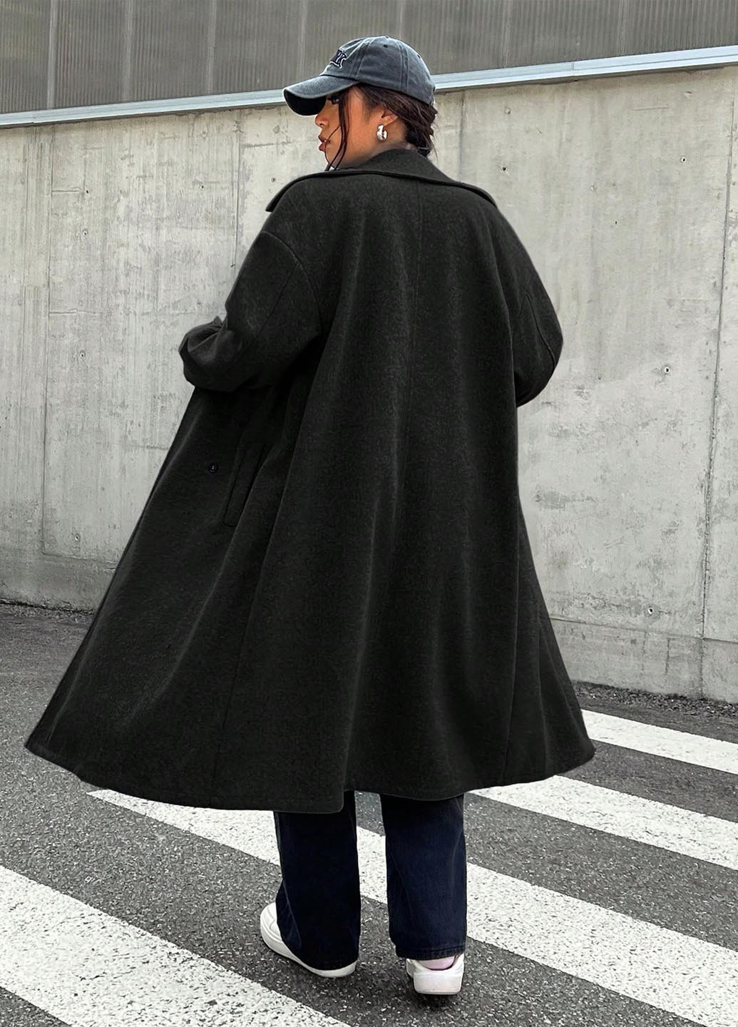 Чорне демісезонне Пальто двобортне SHEIN