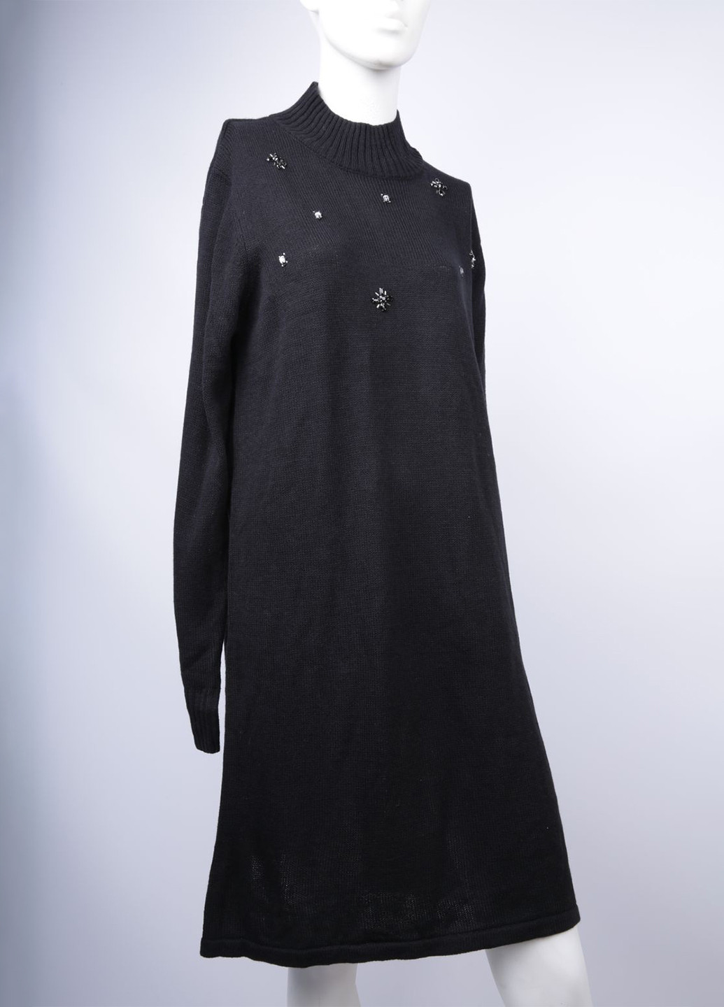 Черное кэжуал платье платье-свитер Signature однотонное