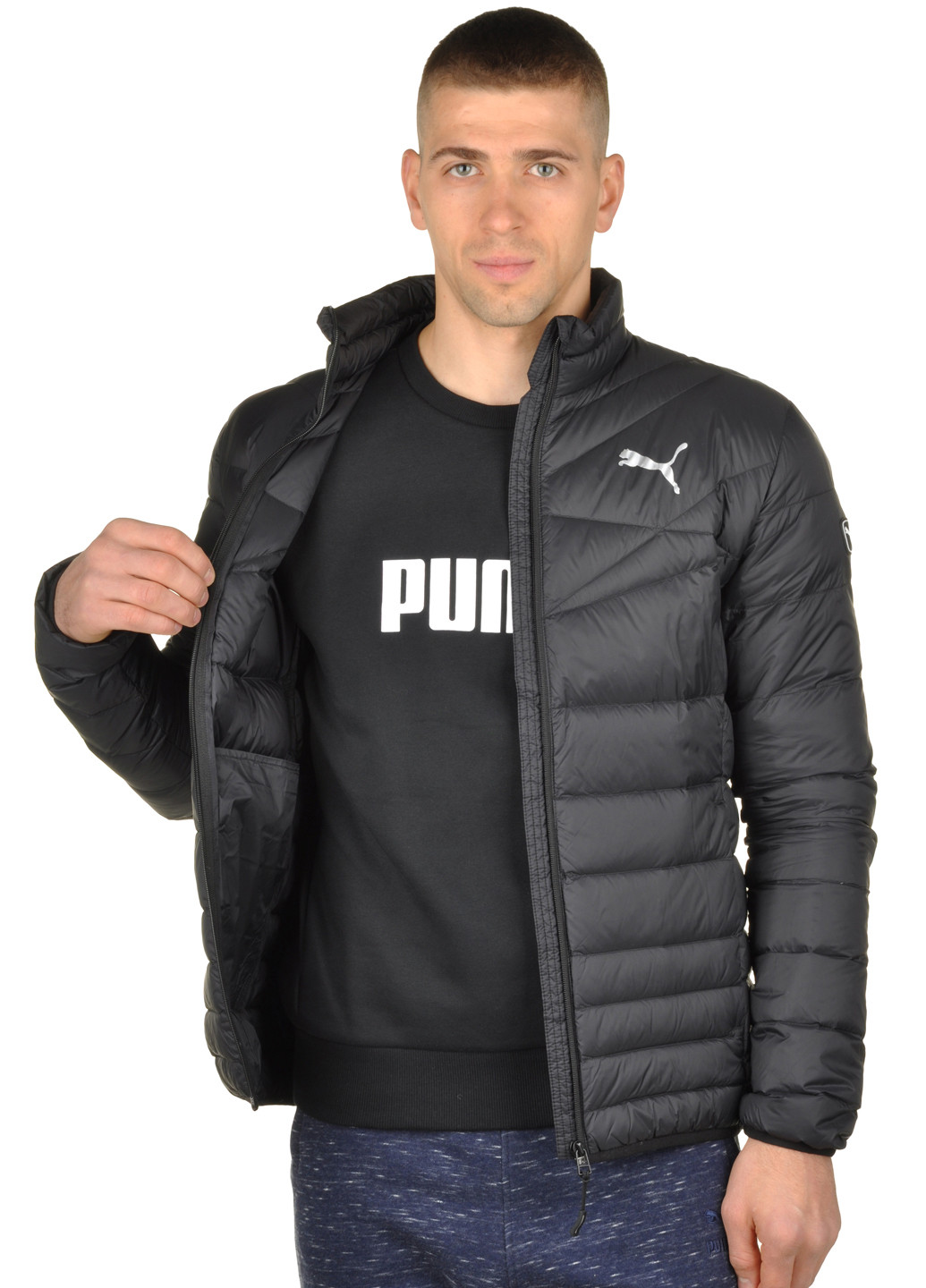 Чорна демісезонна куртка Puma