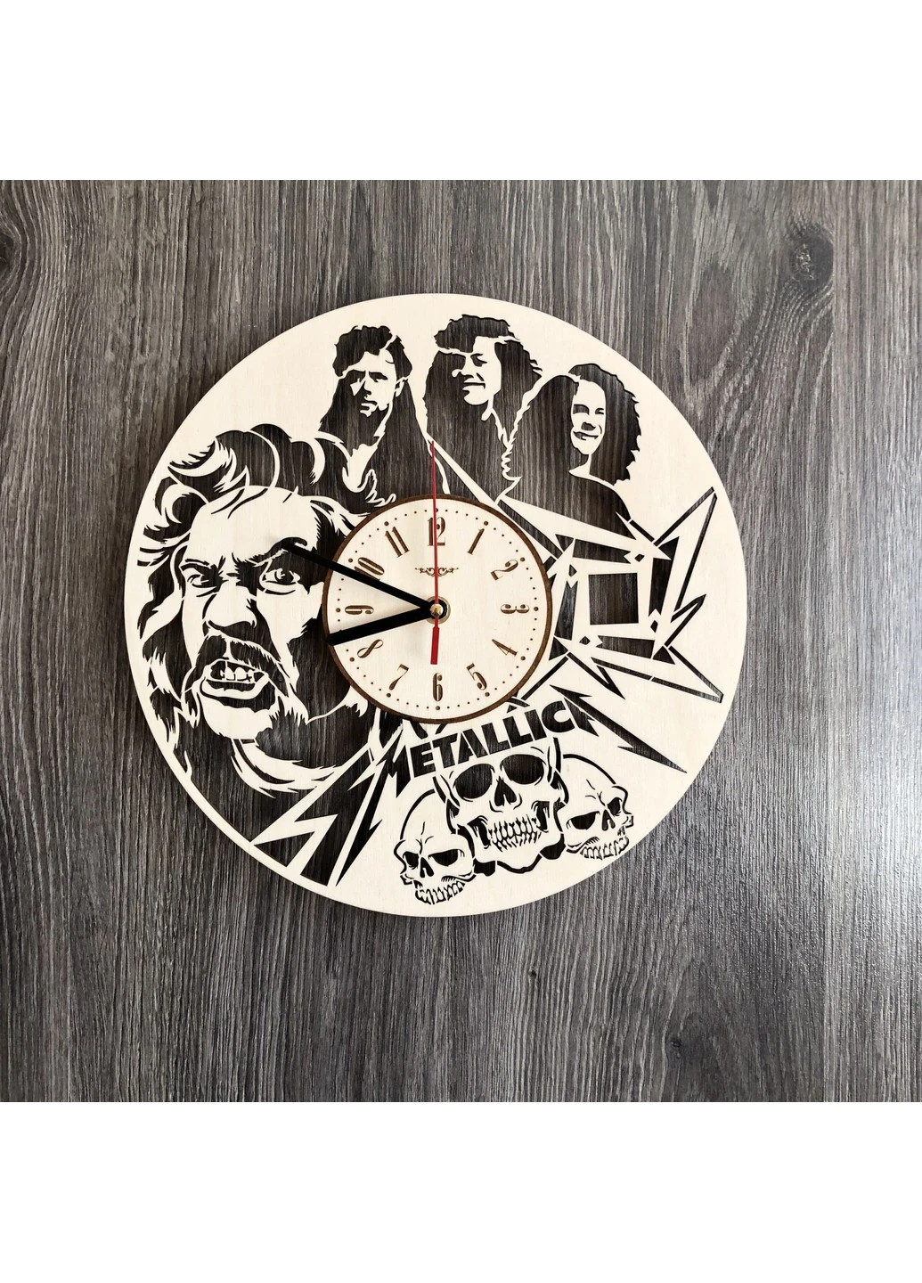 Деревянные часы на стену «Metallica» 7Arts (253565955)