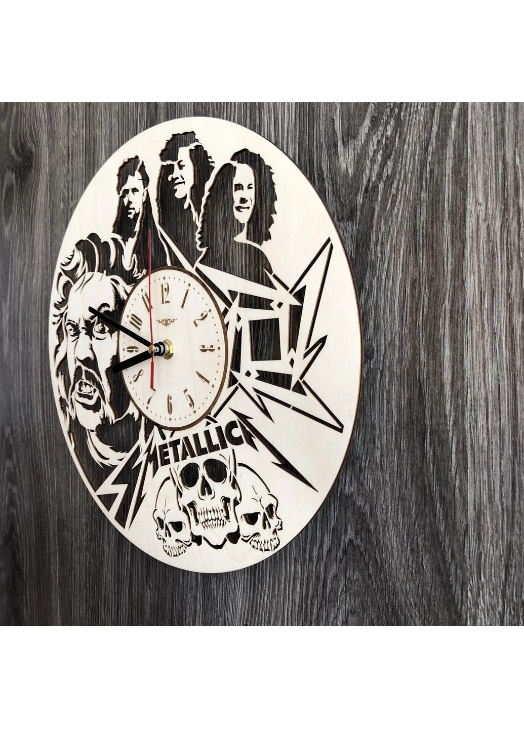 Деревянные часы на стену «Metallica» 7Arts (253565955)