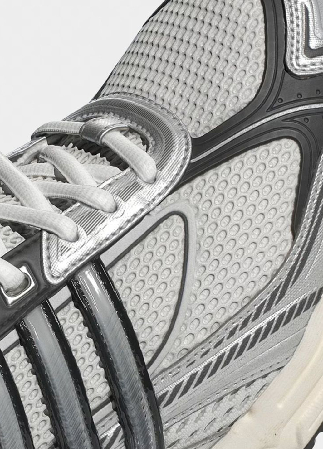 Сірі Осінні кросівки ig6226 adidas Response CL