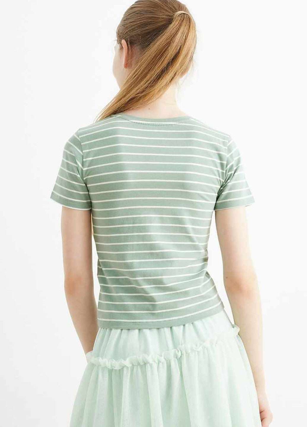 Світло-зелена літня футболка C&A