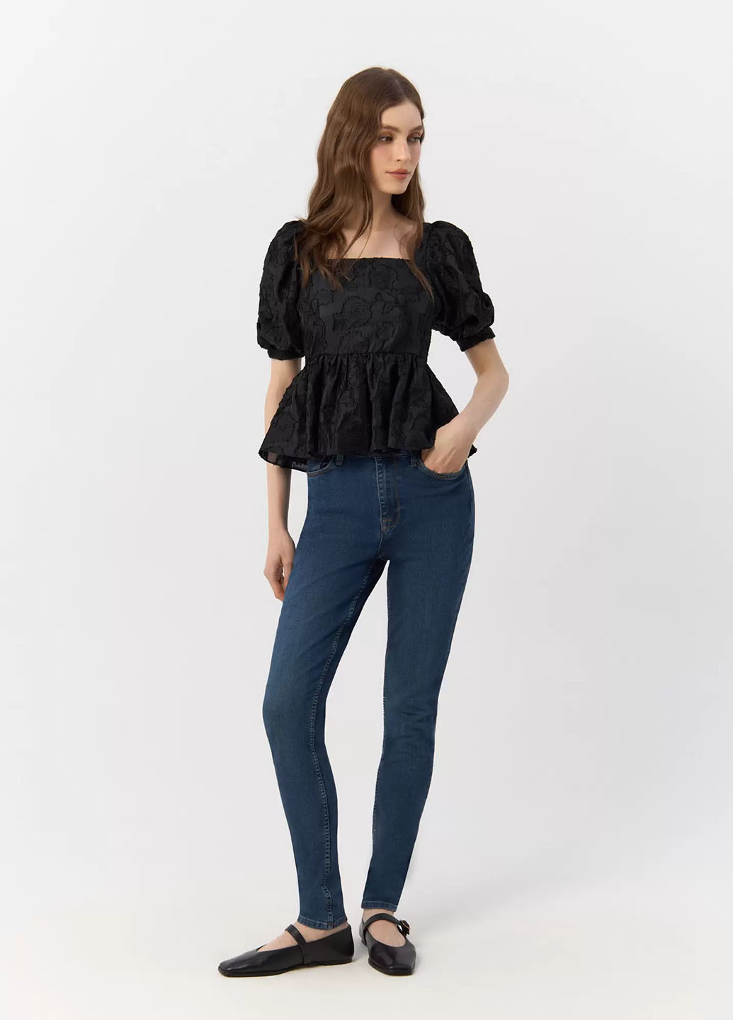 Чёрная блуза с баской H&M