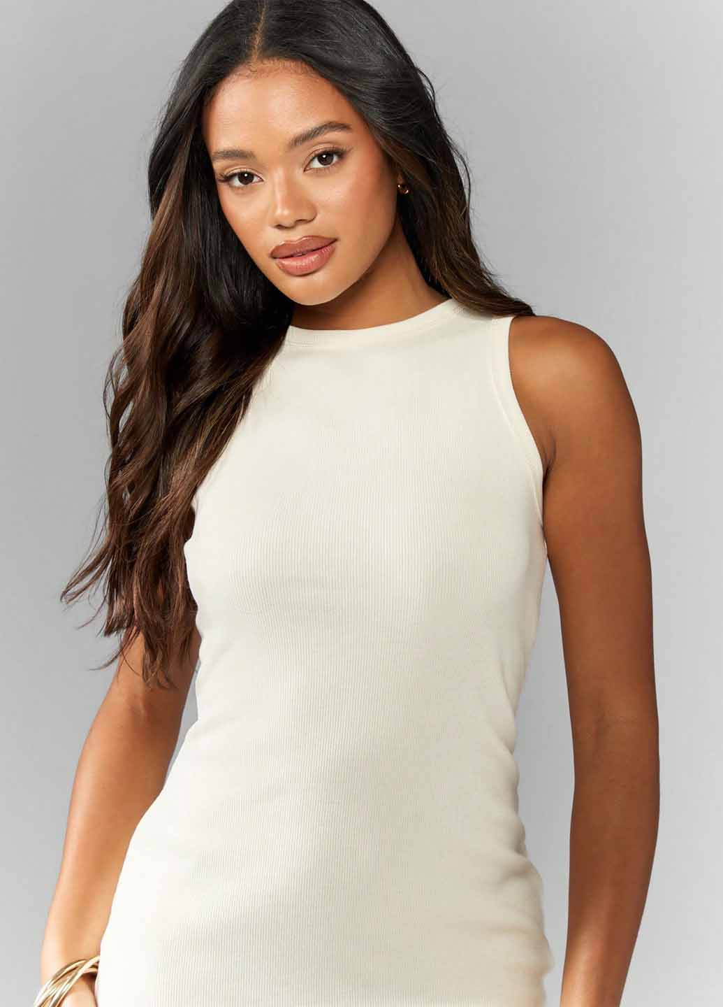 Молочное кэжуал платье платье-майка SHEIN однотонное