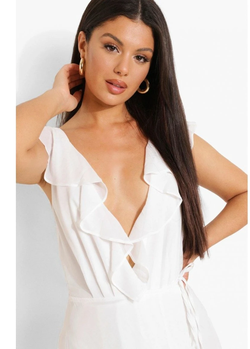 Білий сукня Boohoo
