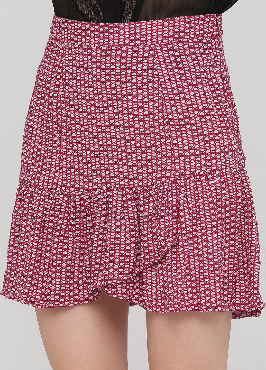 Красная кэжуал с орнаментом юбка C&A