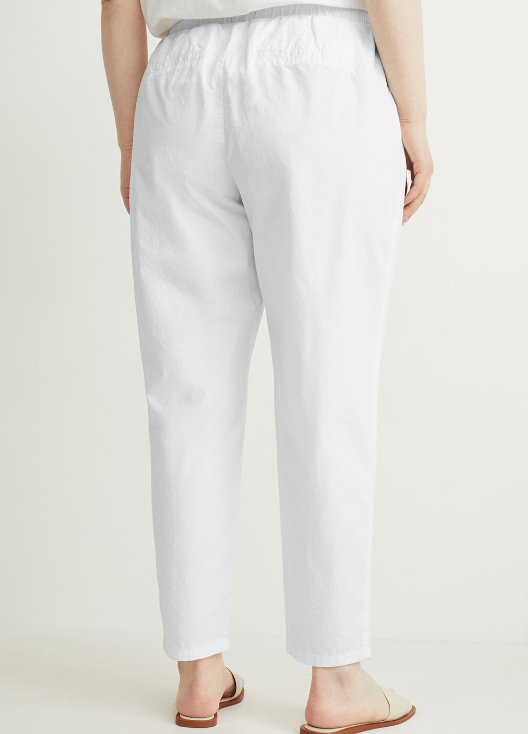 Белые кэжуал летние зауженные брюки C&A