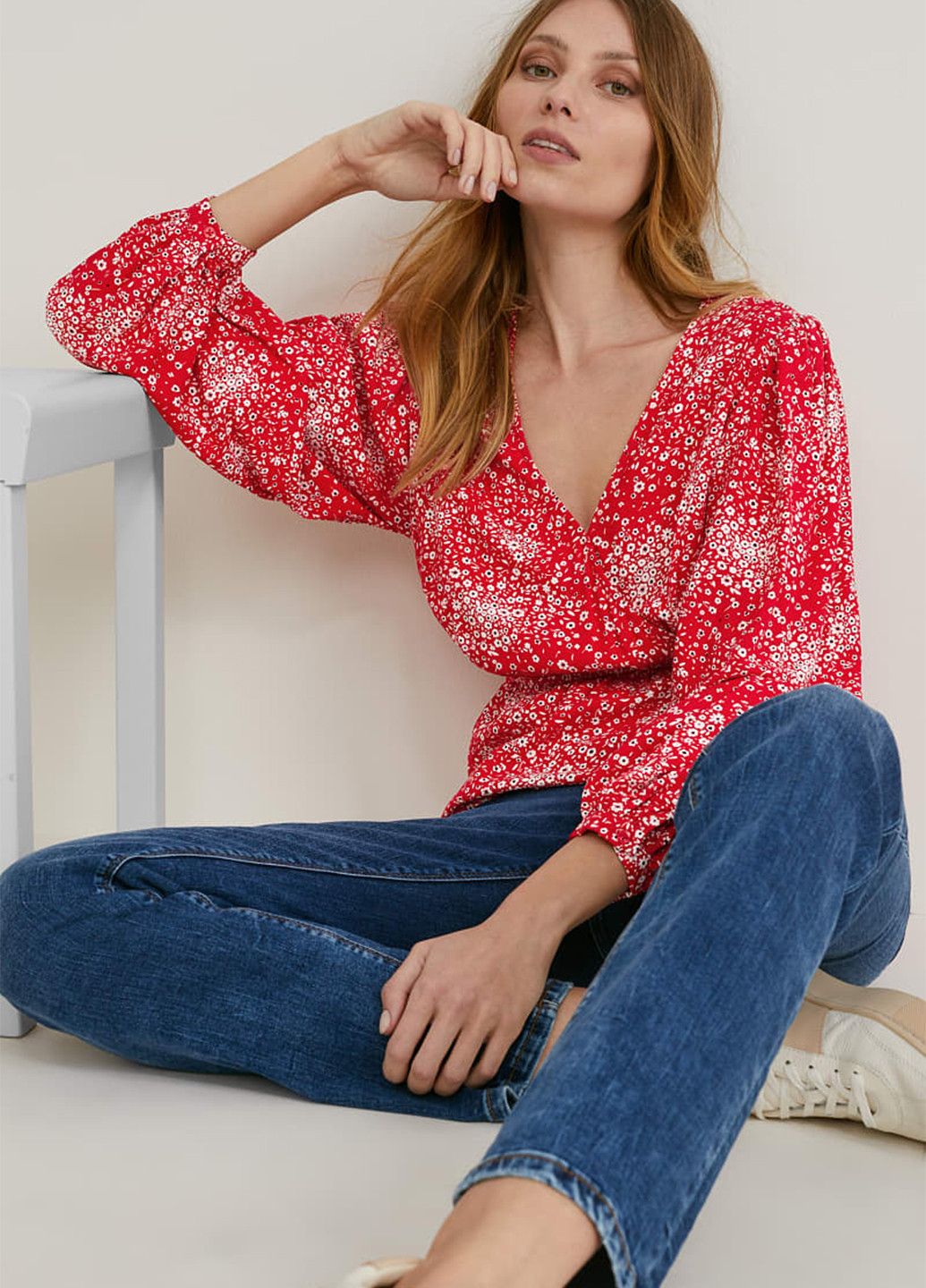 Червона блуза C&A