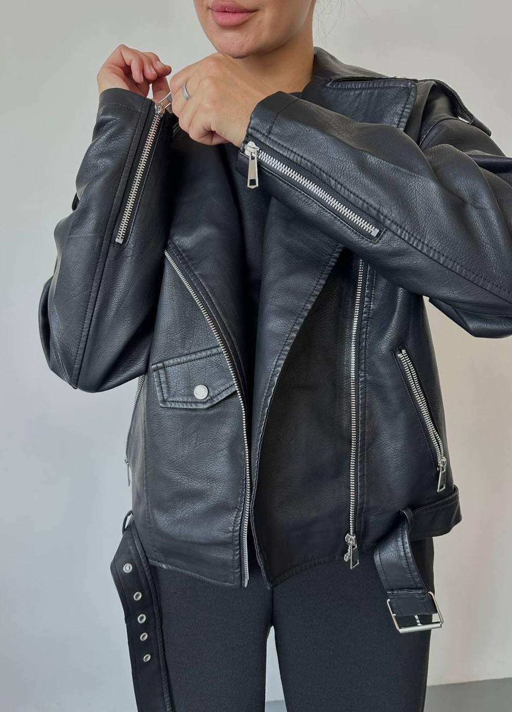 Чорна демісезонна куртка косуха No Brand