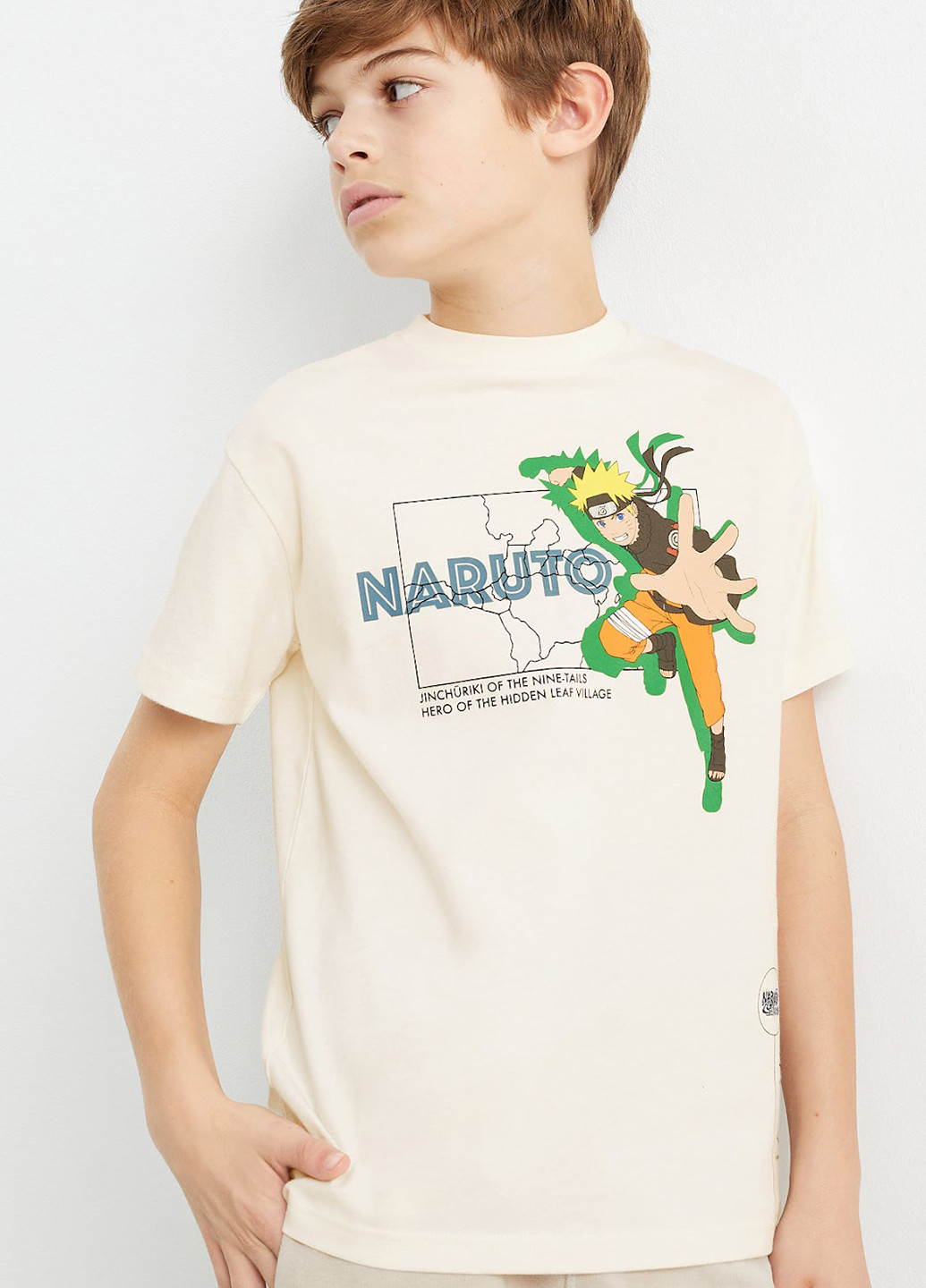 Бежевая летняя футболка C&A