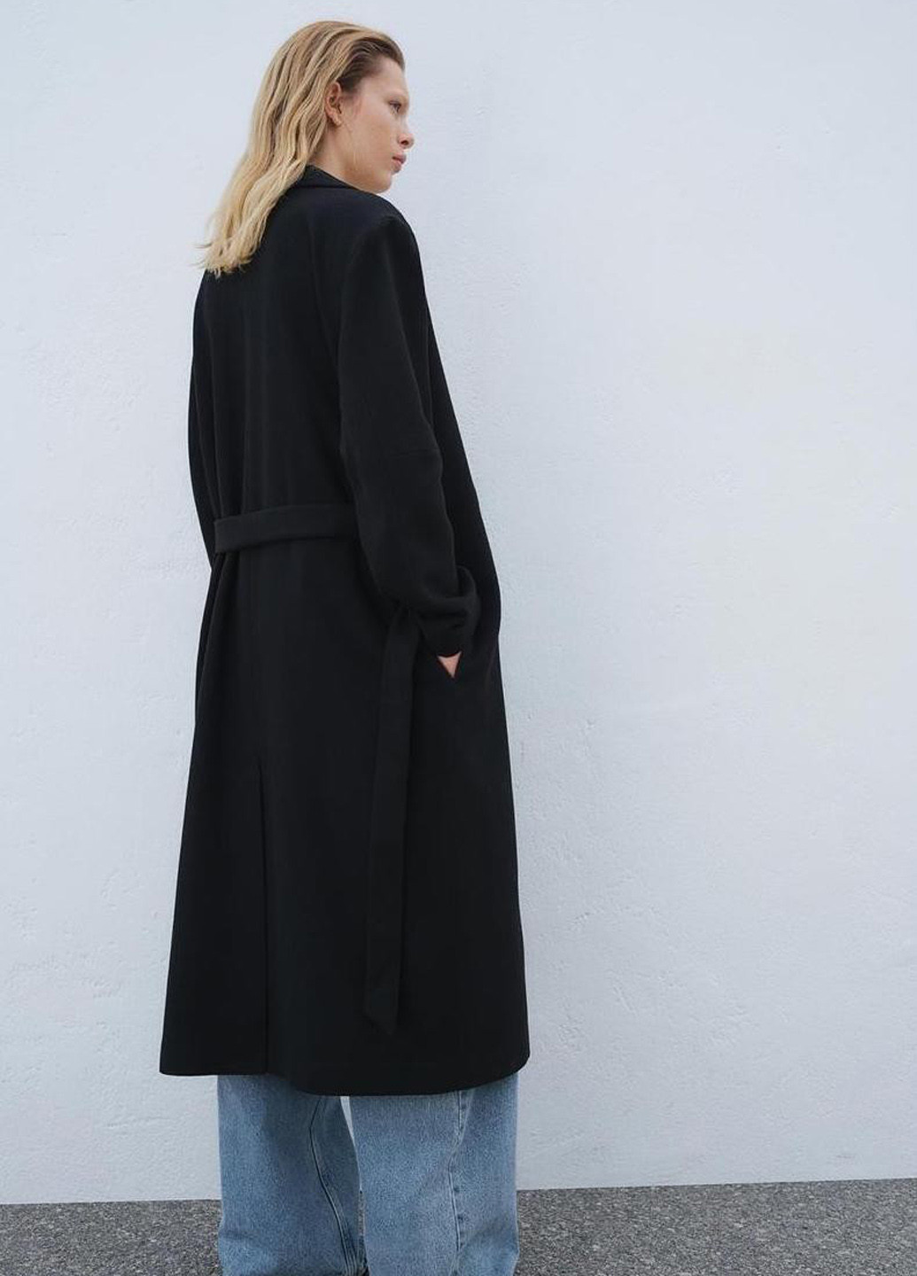 Черное демисезонное Пальто H&M