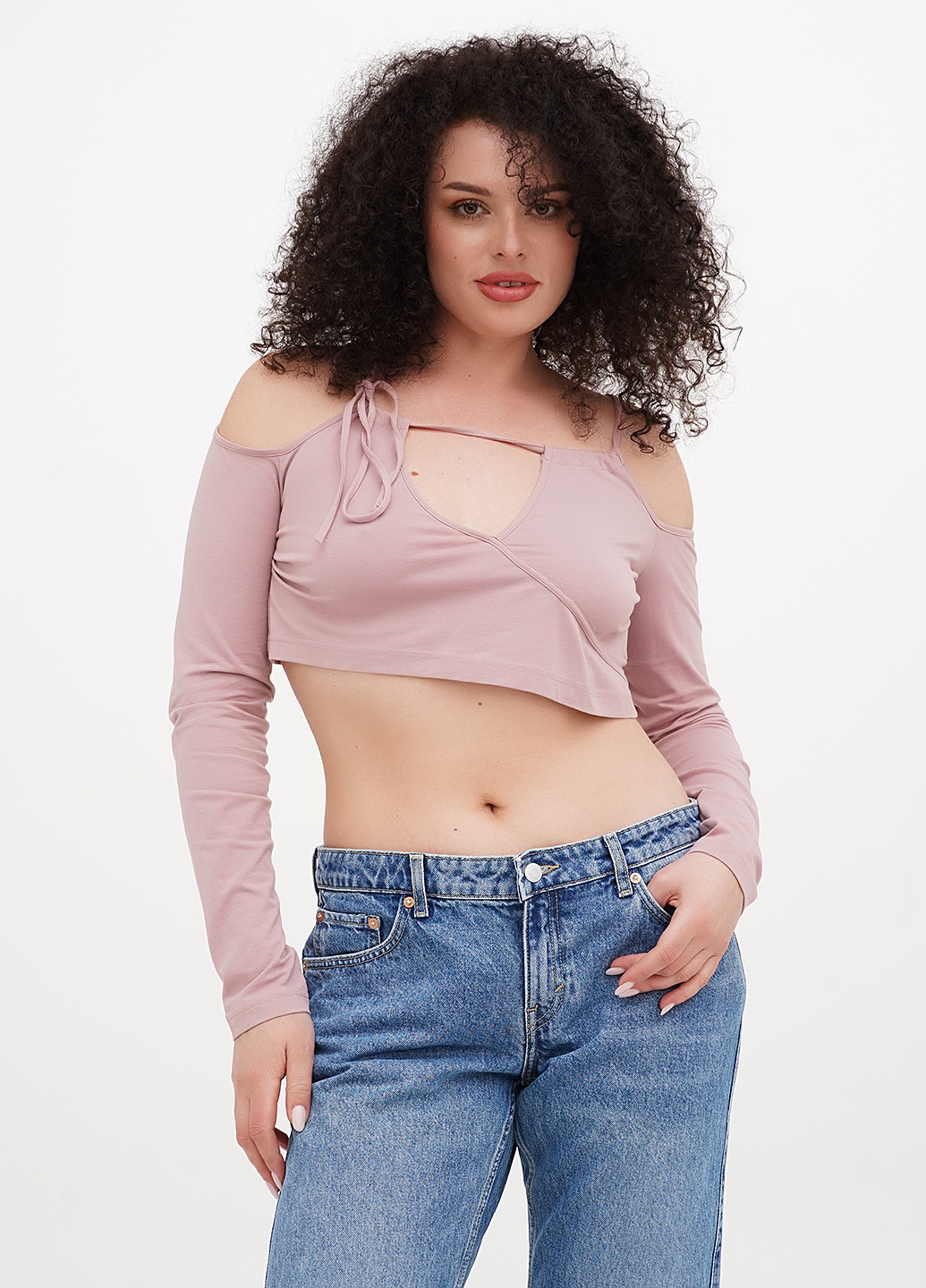 Топ Weekday (327266402)