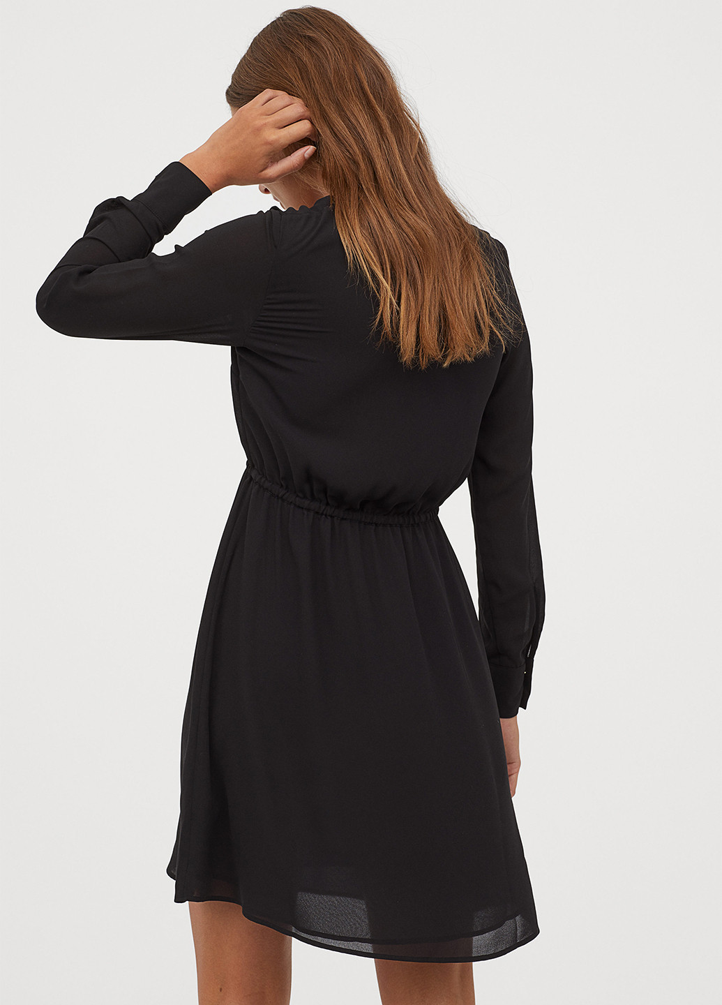 Черное кэжуал платье H&M однотонное