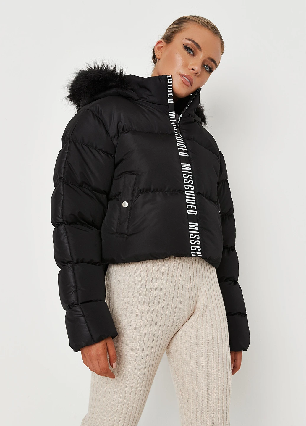 Черная зимняя куртка Missguided