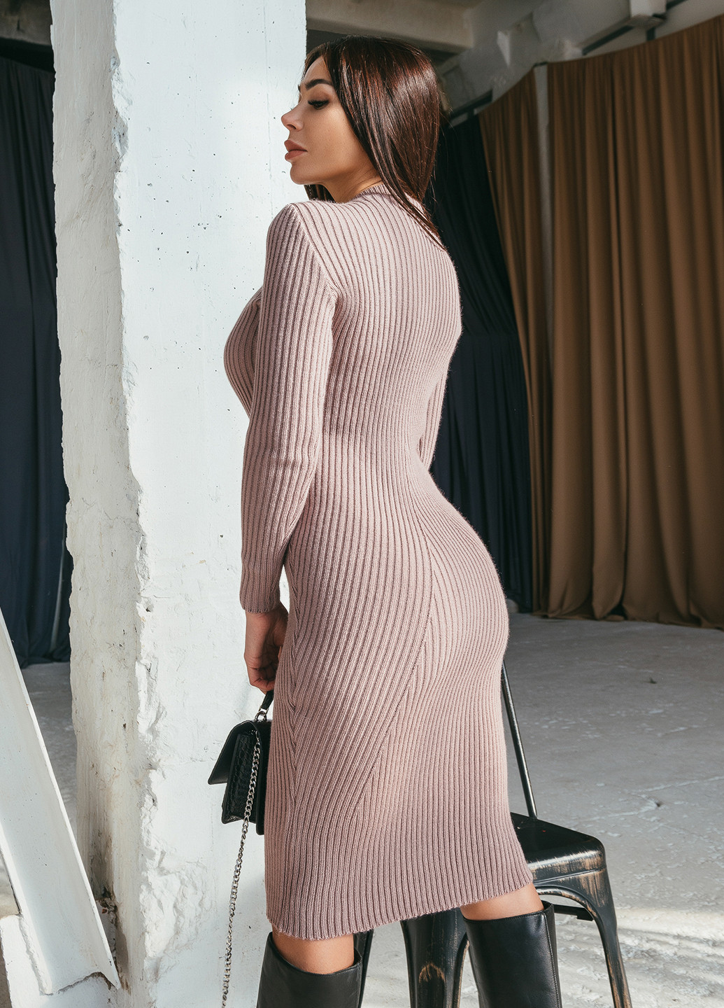 Кавова кежуал сукня сукня светр Larionoff однотонна