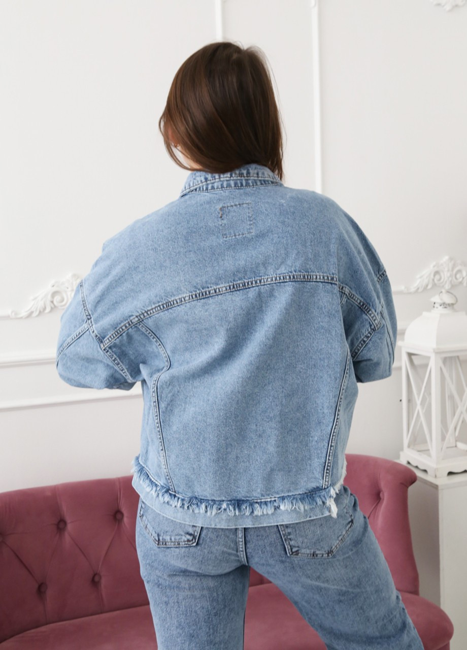Голубая демисезонная джинсовая куртка женская голубая короткая широкая Sherocco Свободная