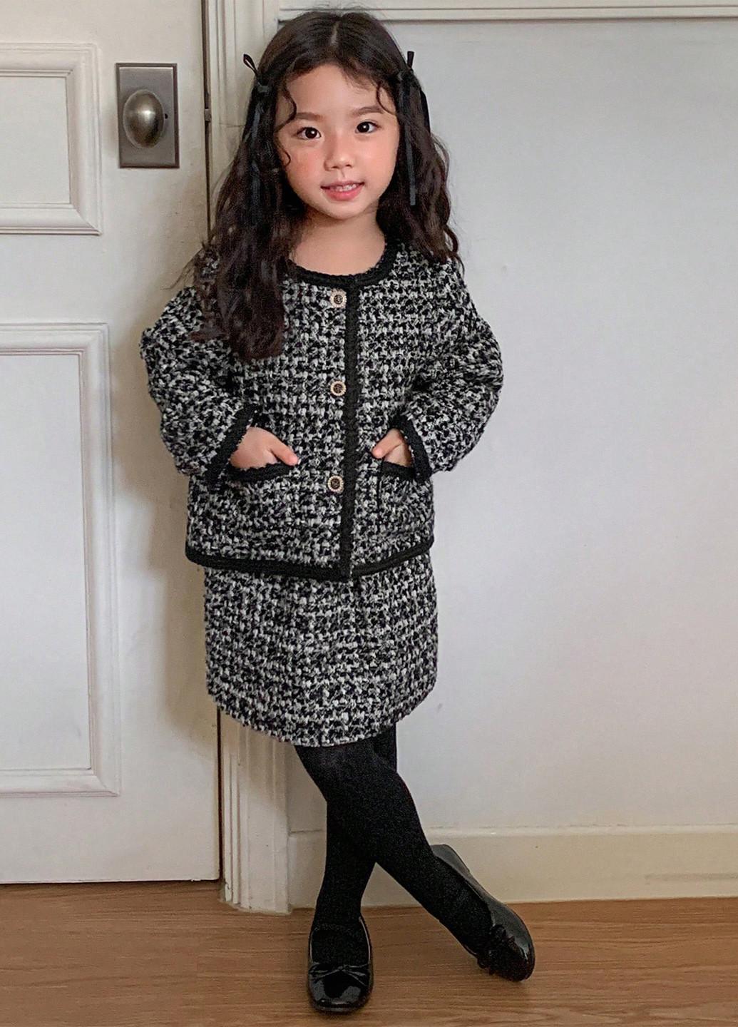 Черно-белый зимний костюм (кофта, юбка) юбочный SHEIN