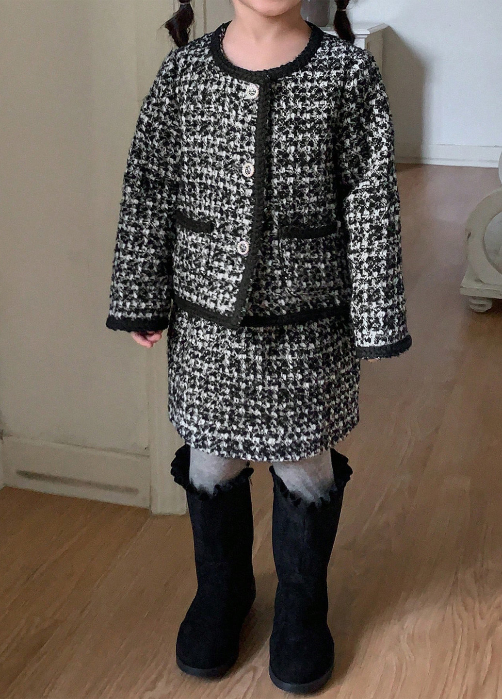 Черно-белый зимний костюм (кофта, юбка) юбочный SHEIN