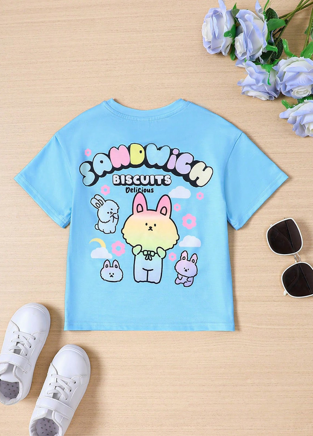 Голубая летняя футболка SHEIN