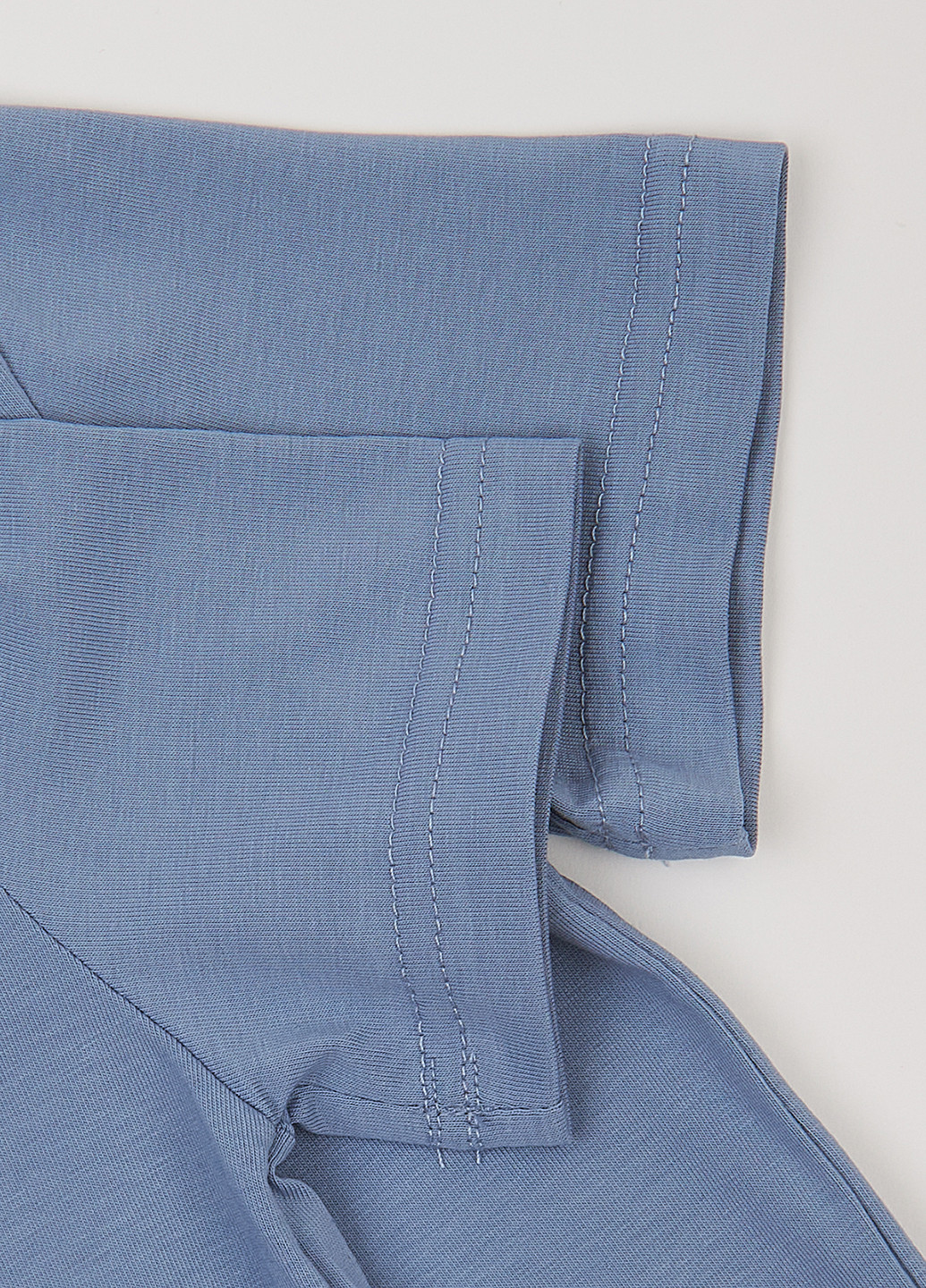 Темно-блакитна літня футболка Garnamama