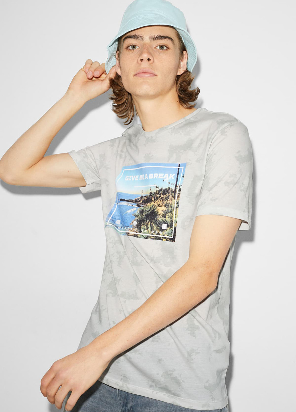 Серая футболка C&A