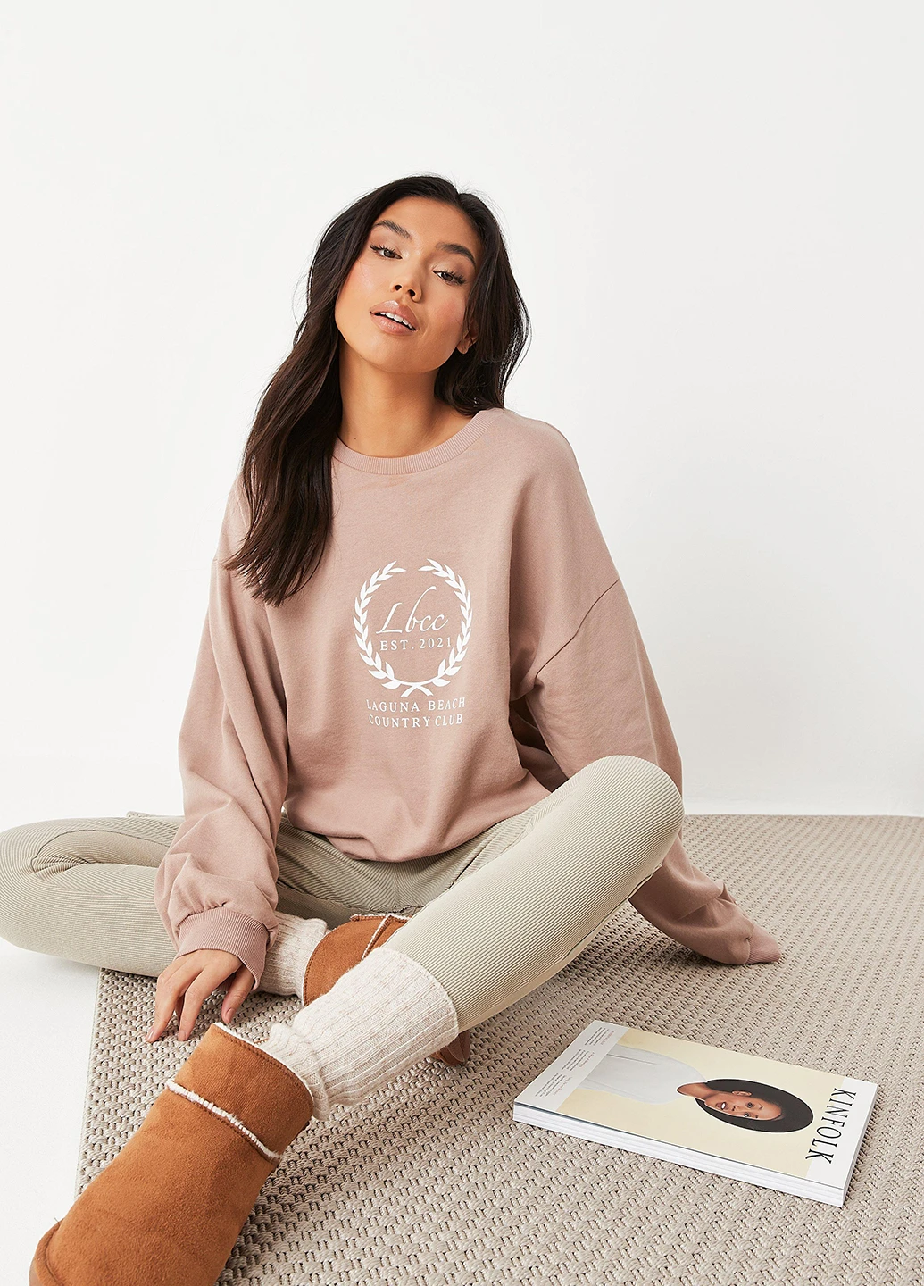 Бежевый свитшот Missguided однотонный без декора (260379074)