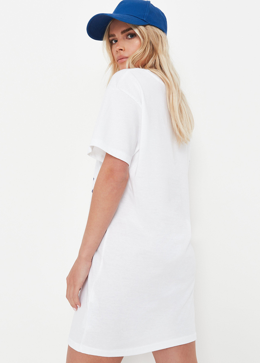 Белое повседневный платье платье-футболка Missguided с надписью
