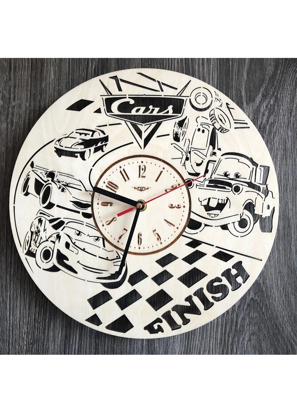 Безшумний настінний годинник в дитячу кімнату "Тачки" 7Arts (253565972)