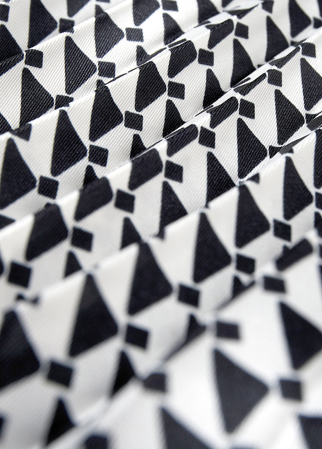 Чорно-білий кежуал сукня плісована C&A з геометричним візерунком