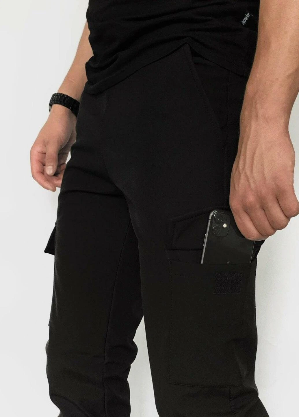 Черный демисезонный костюм softshell чёрный Intruder