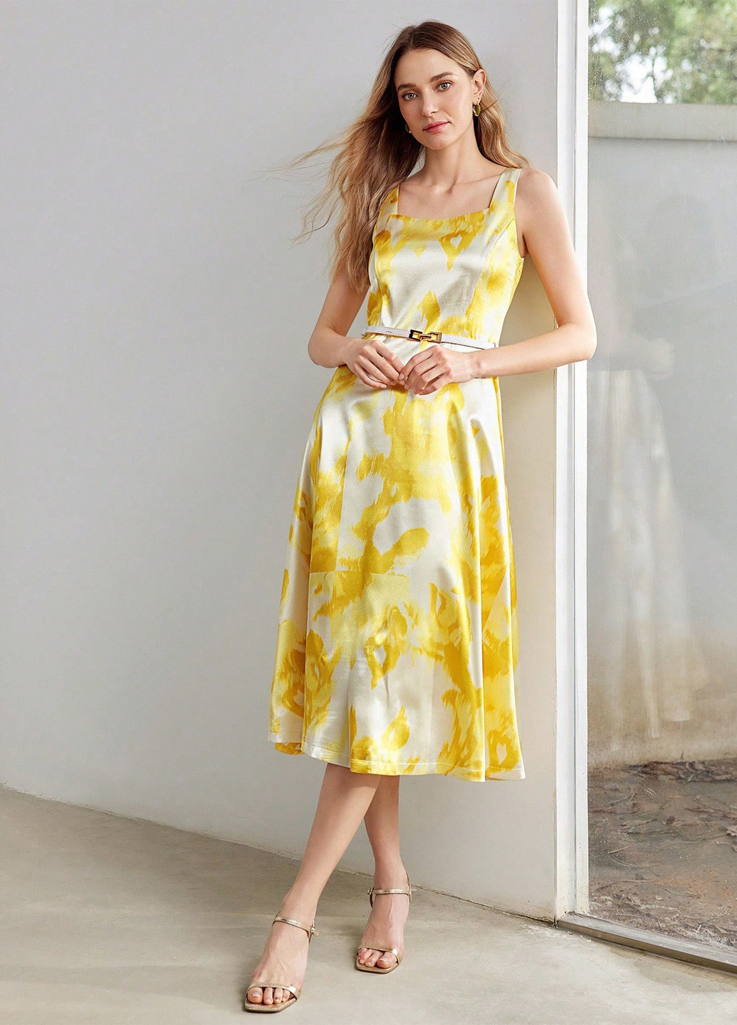 Желтое кэжуал платье SHEIN с рисунком