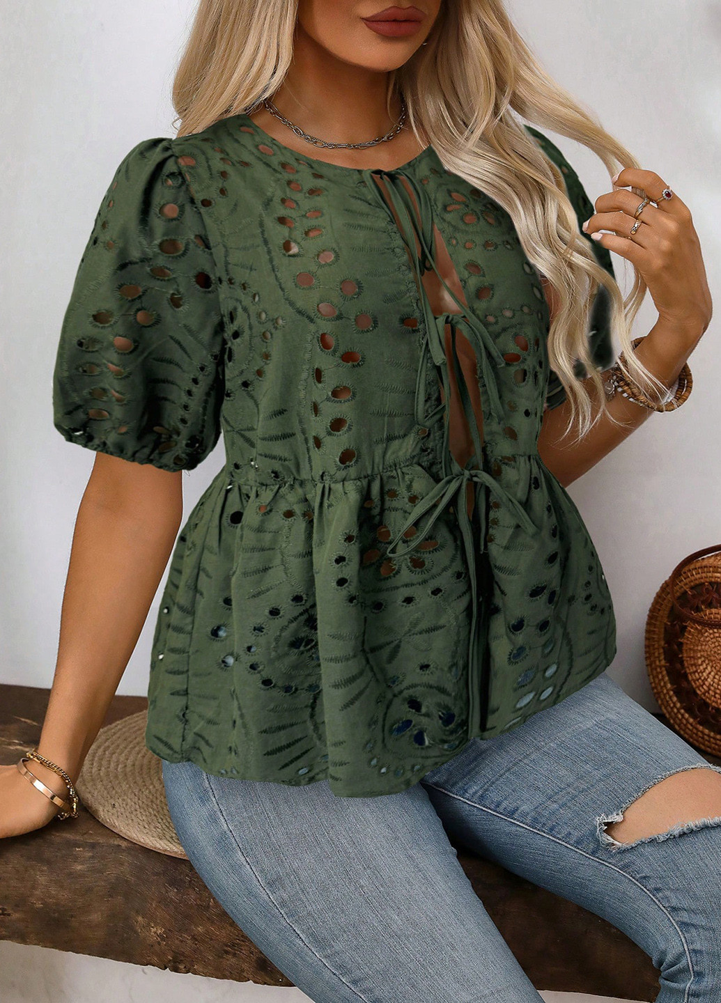 Зелёная блуза с баской SHEIN