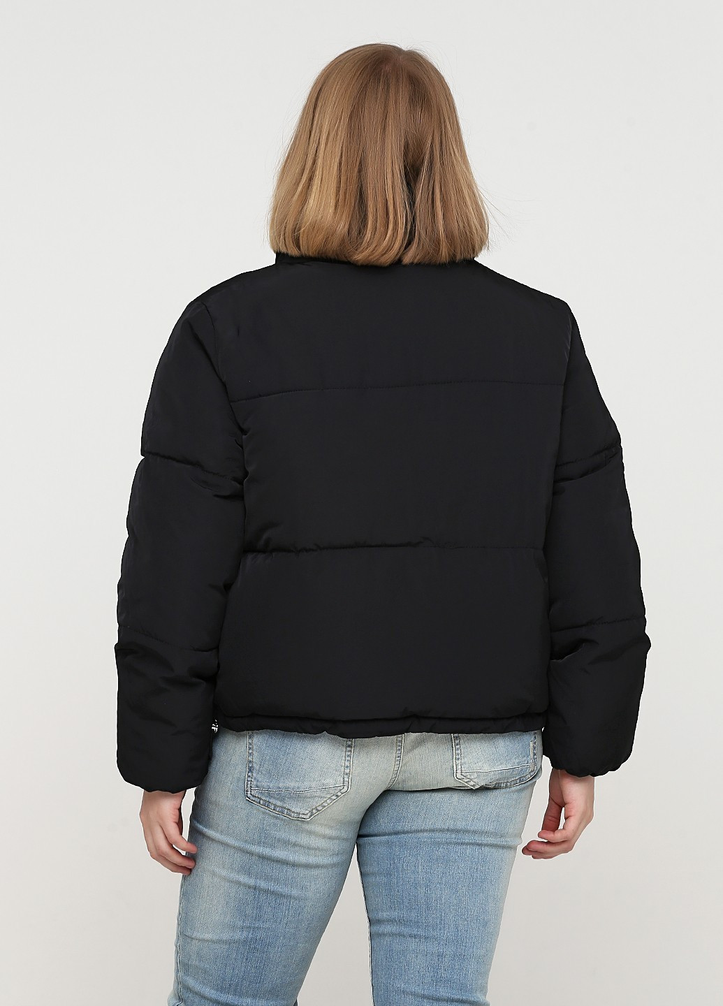 Черная демисезонная куртка H&M