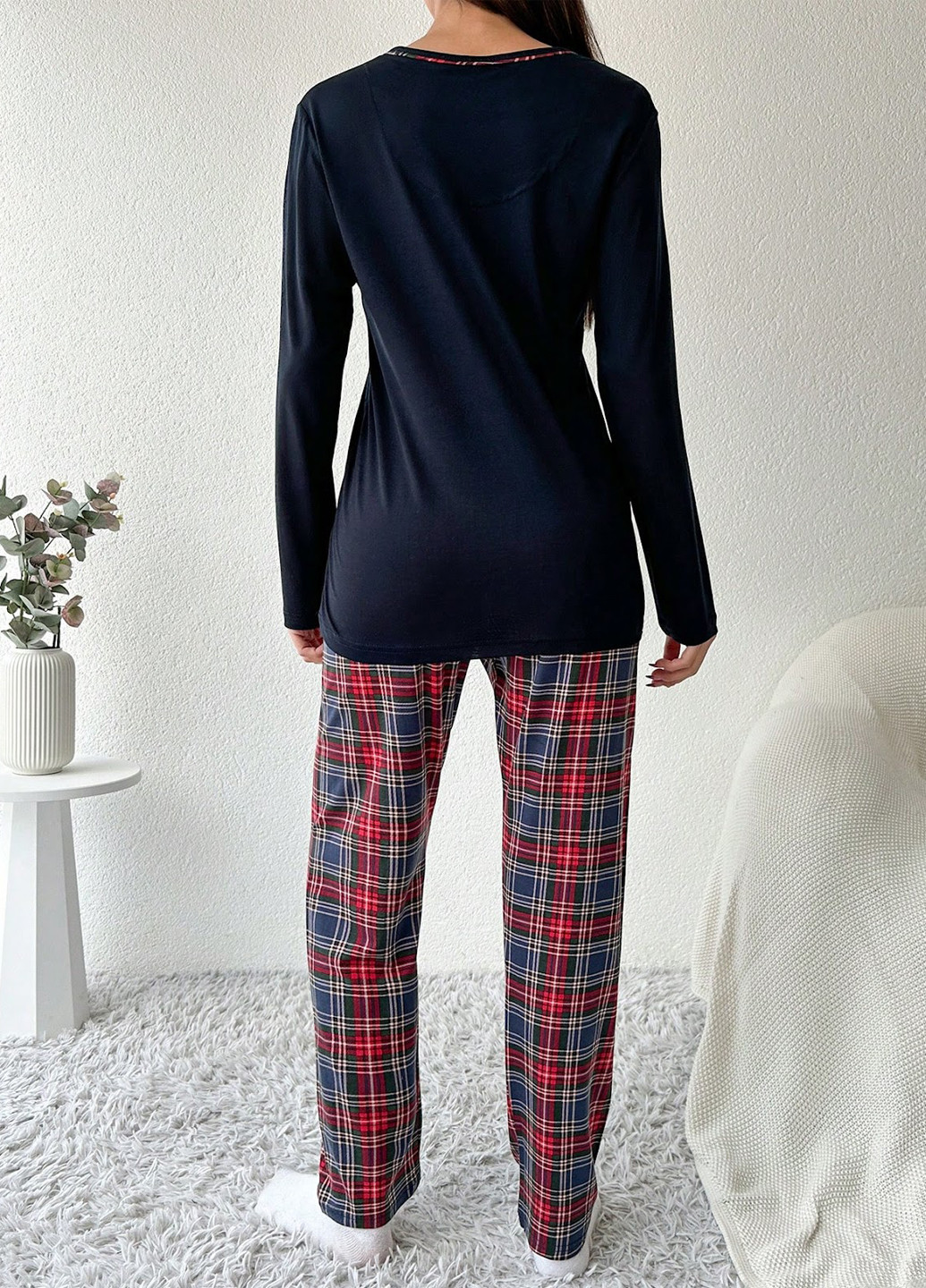 Комбинированная всесезон пижама (лонгслив, брюки) лонгслив + брюки SHEIN
