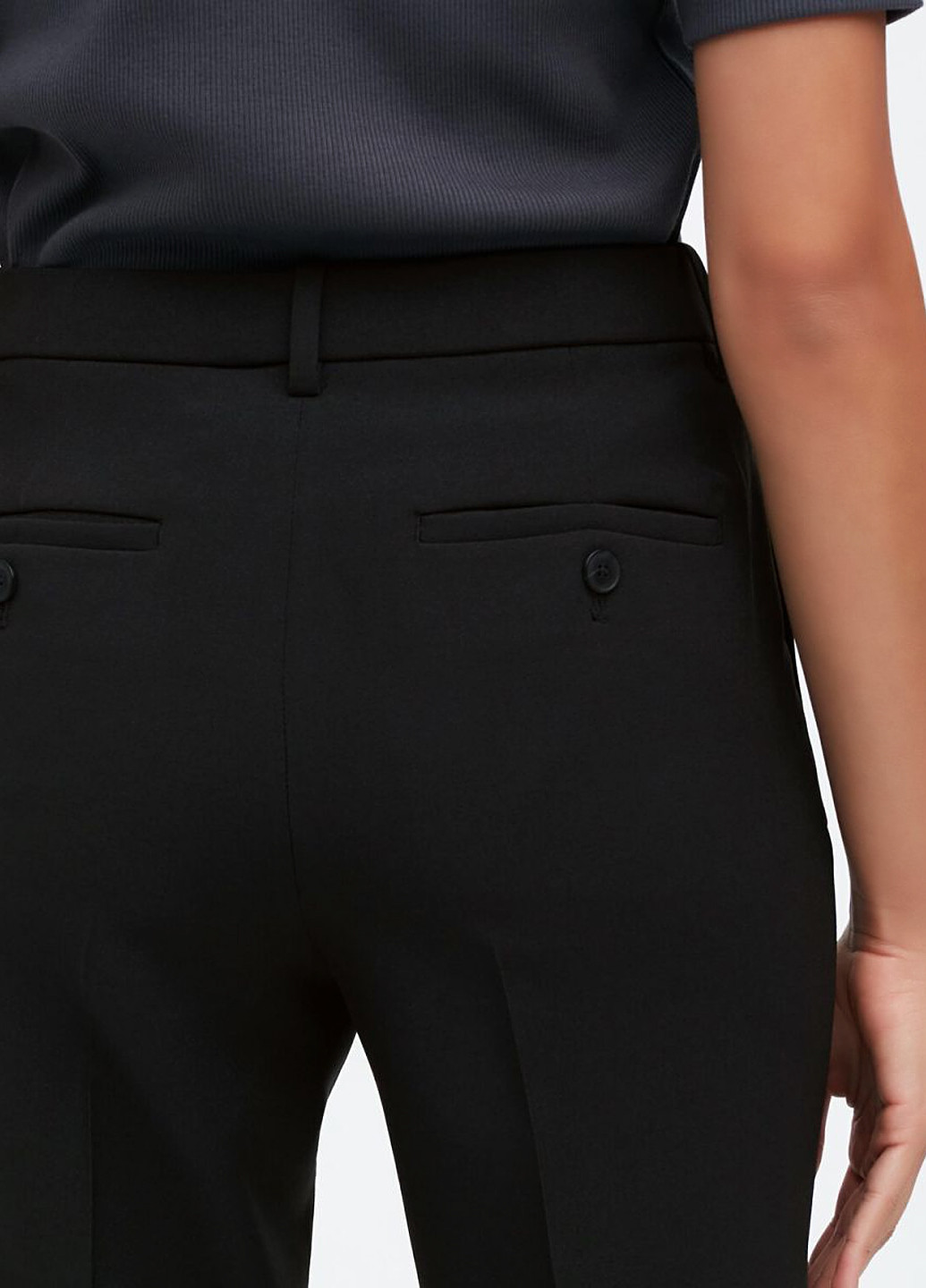 Черные кэжуал, классические демисезонные классические брюки Uniqlo