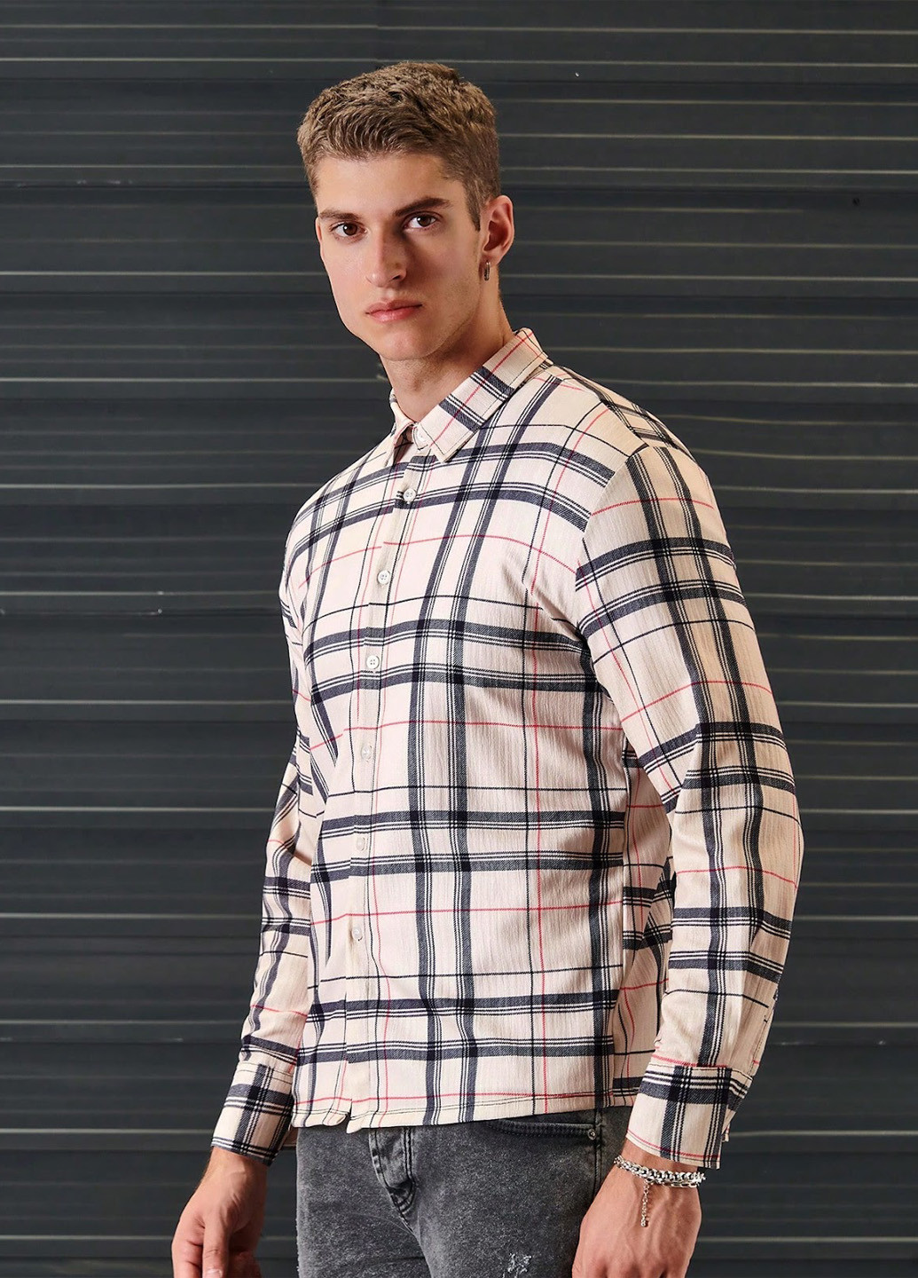 Светло-бежевая кэжуал рубашка в клетку SHEIN