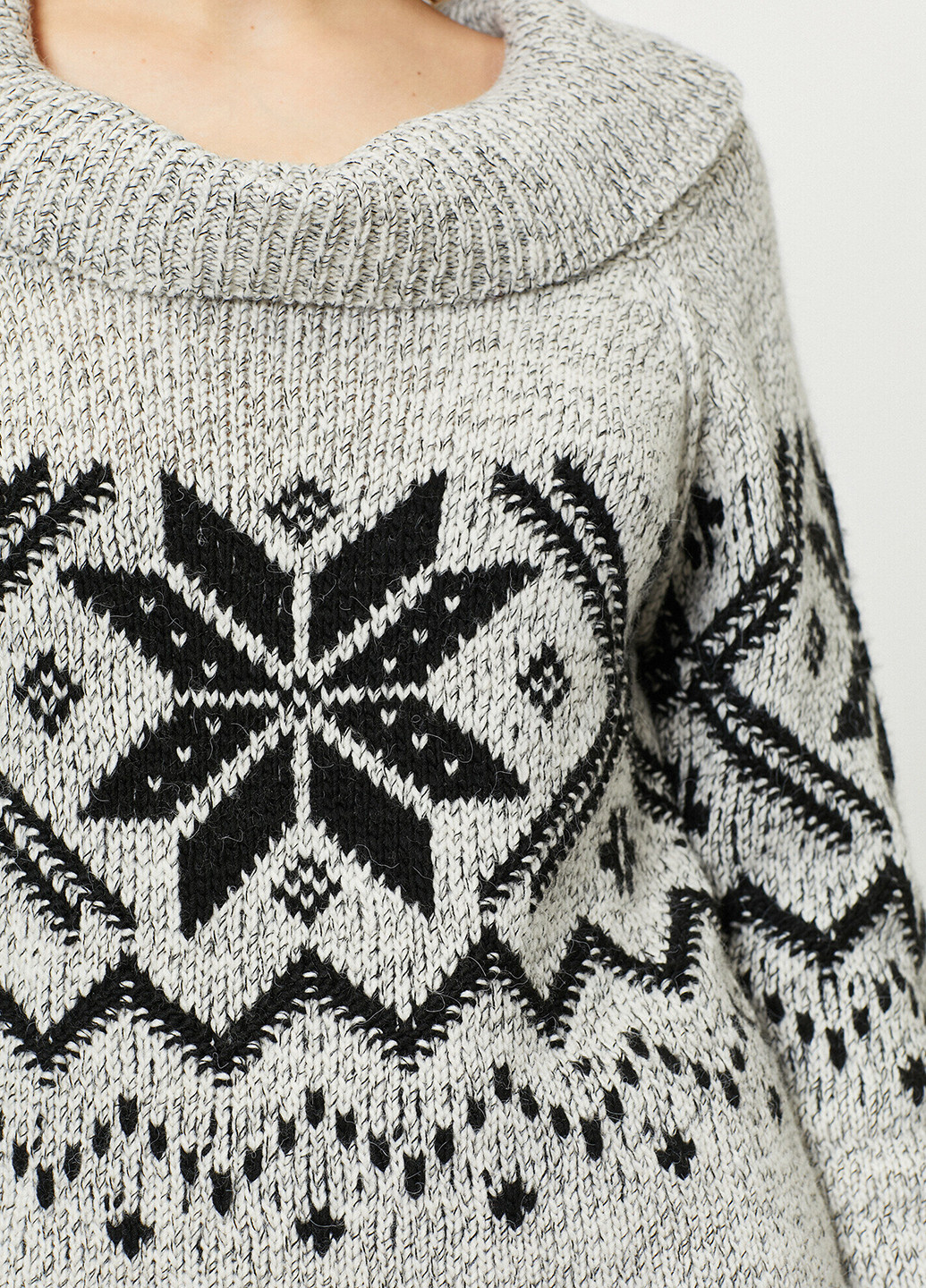 Серый зимний свитер KOTON