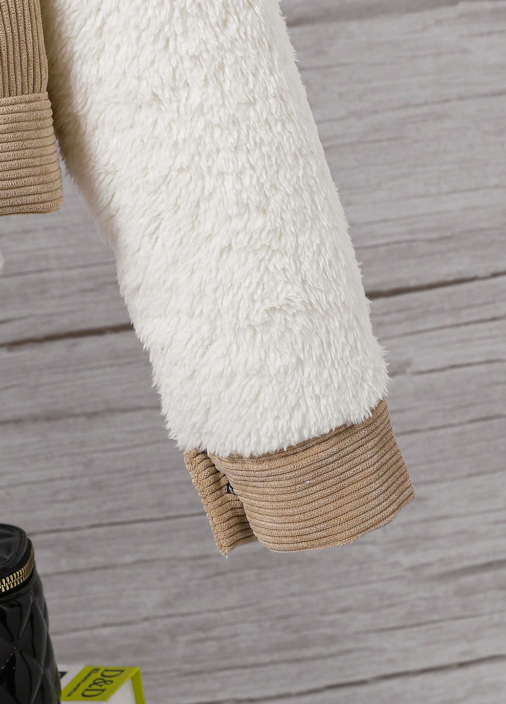 Бежевая демисезонная куртка SHEIN