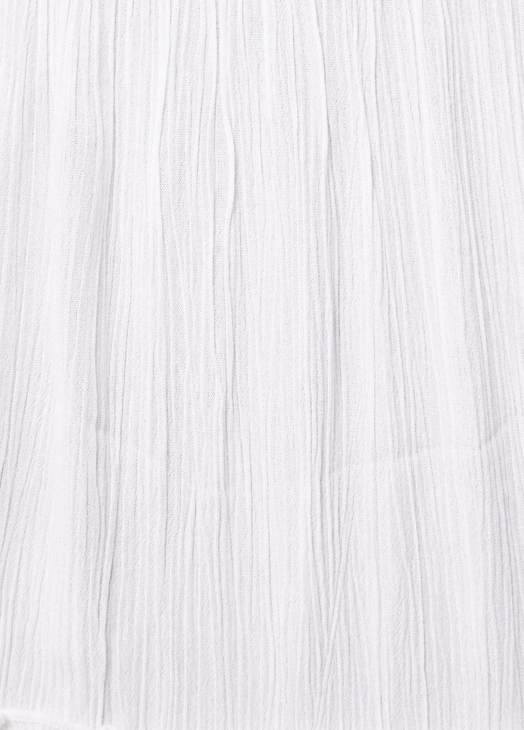 Белое кэжуал платье с открытыми плечами Jennyfer однотонное