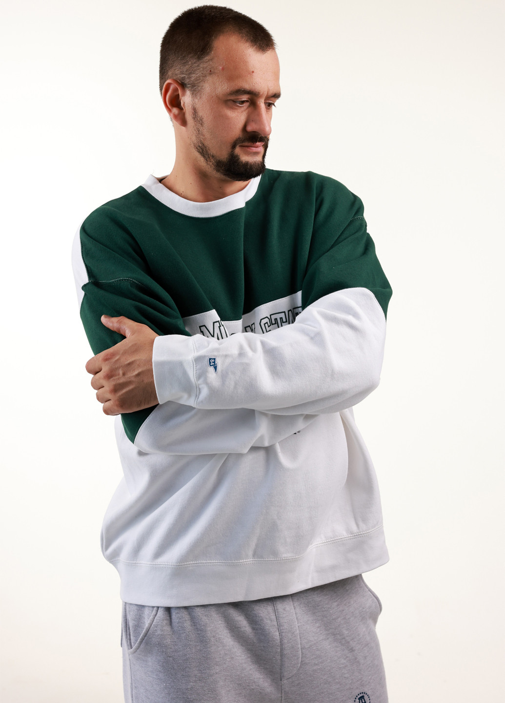 Темно-зеленый свитшот Blue 84 колор блок без декора (359854765)