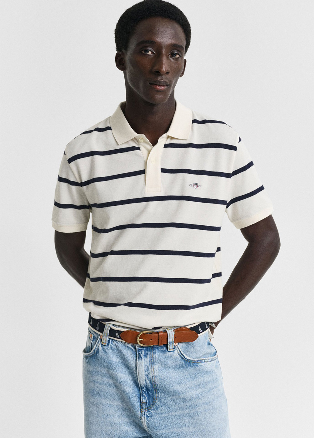 Светло-бежевая футболка-поло для мужчин Gant в полоску