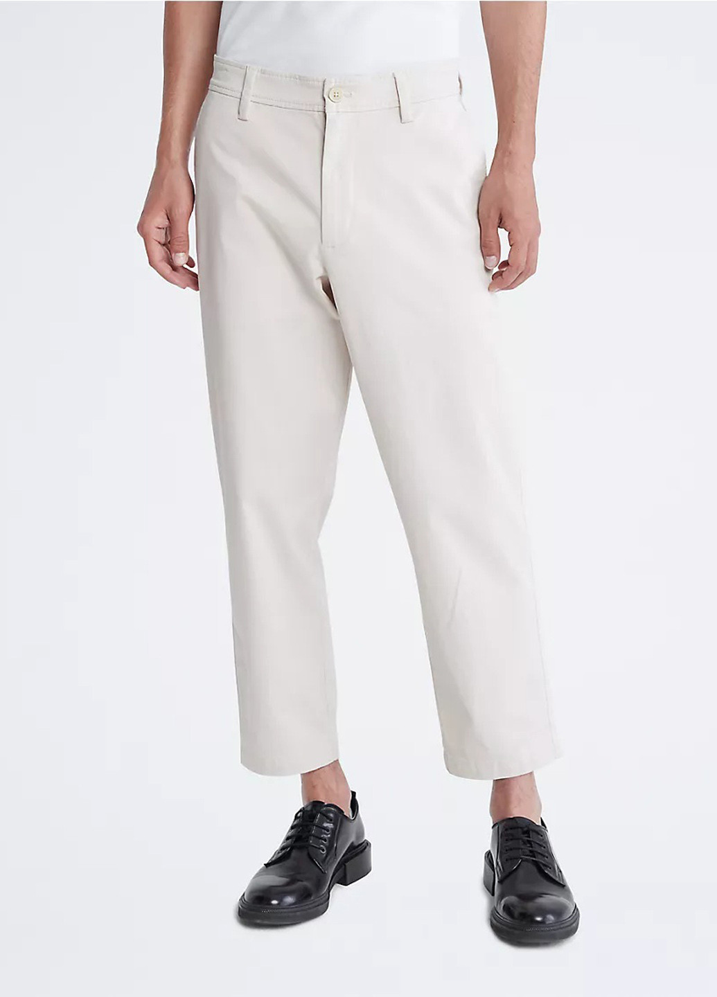 Светло-серые кэжуал демисезонные укороченные, чиносы брюки Calvin Klein