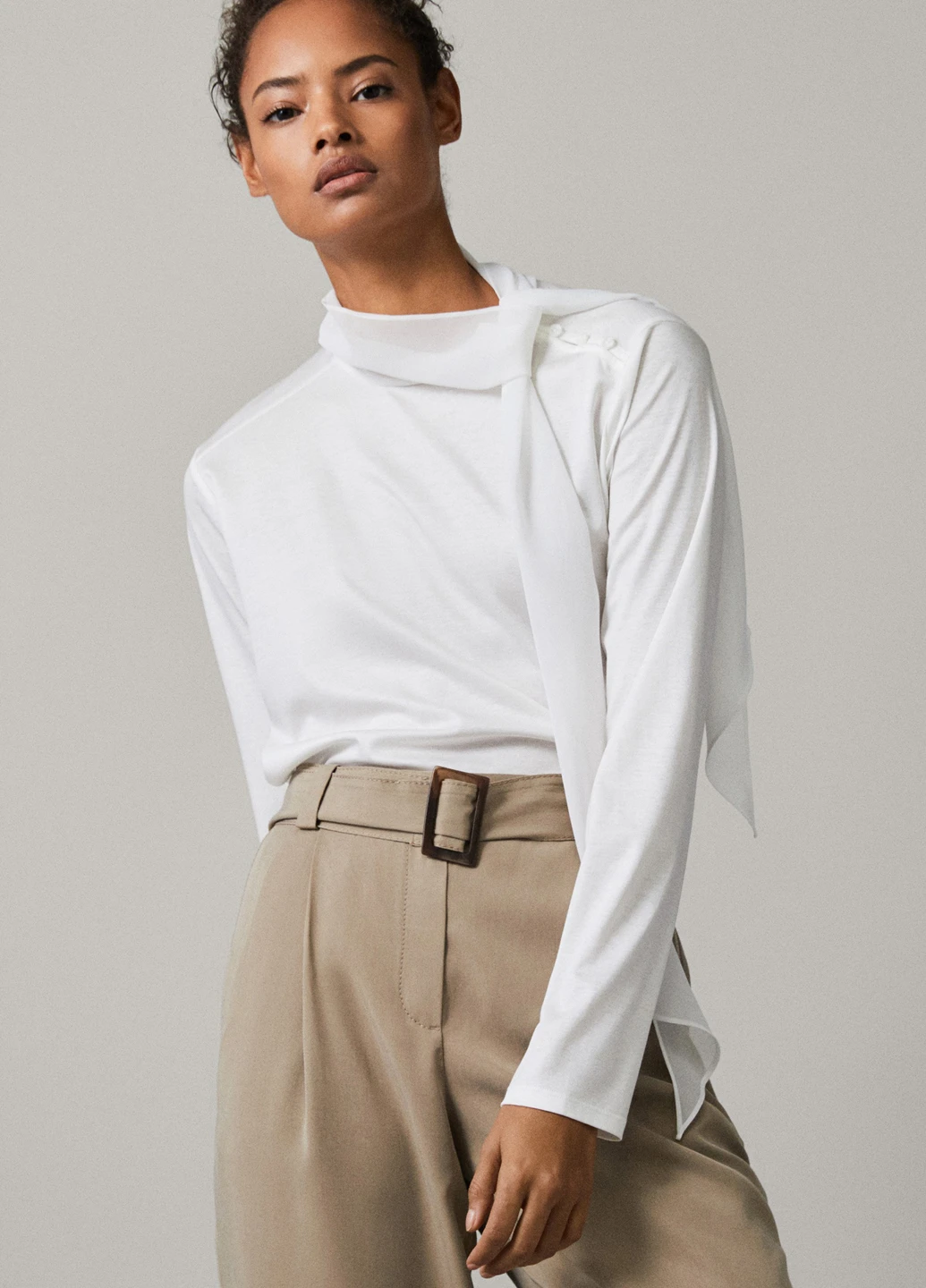 Біла блуза Massimo Dutti