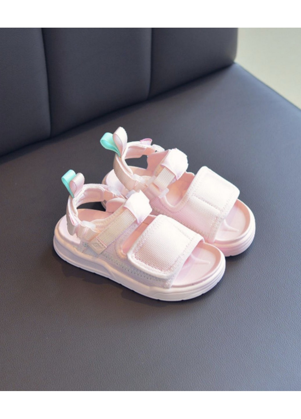 Розовые стильные сандалии для девочки bn DobraMAMA