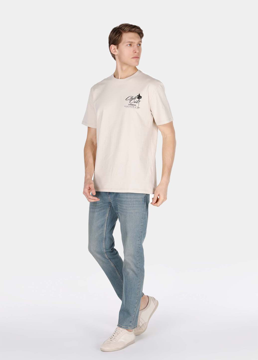 Бежевая футболка Colin's