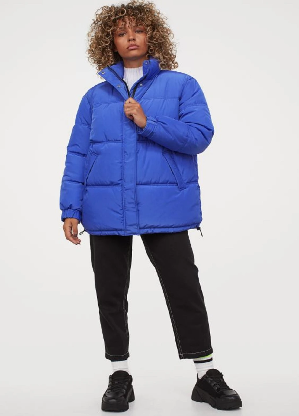Синяя зимняя куртка H&M