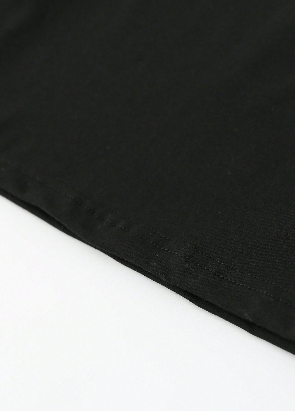 Черная летняя футболка SHEIN