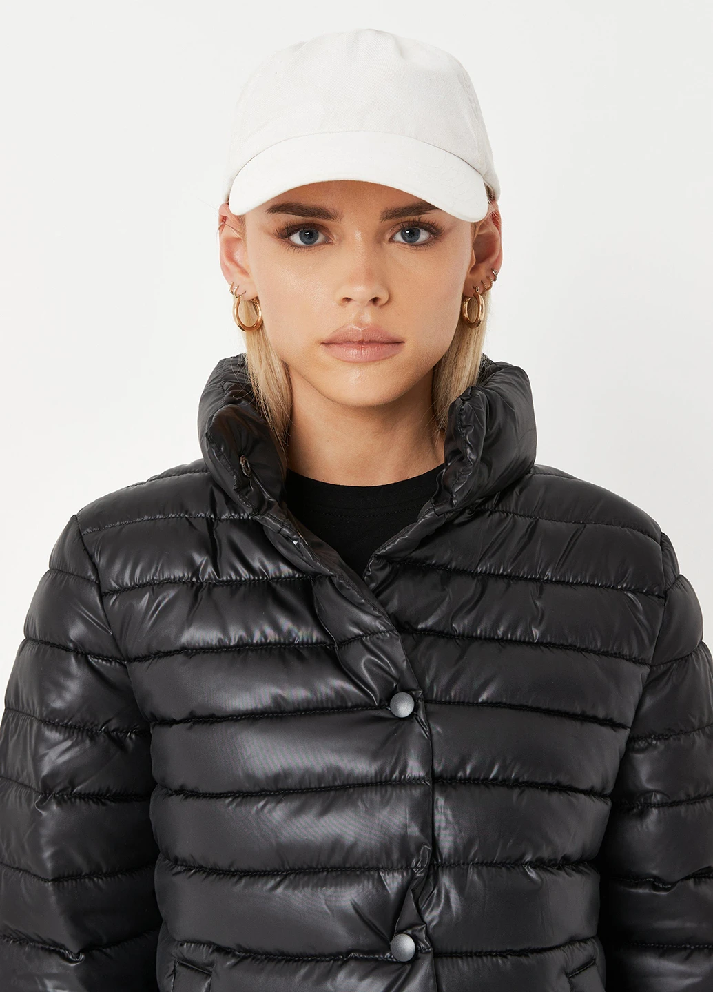 Чорна демісезонна куртка Missguided